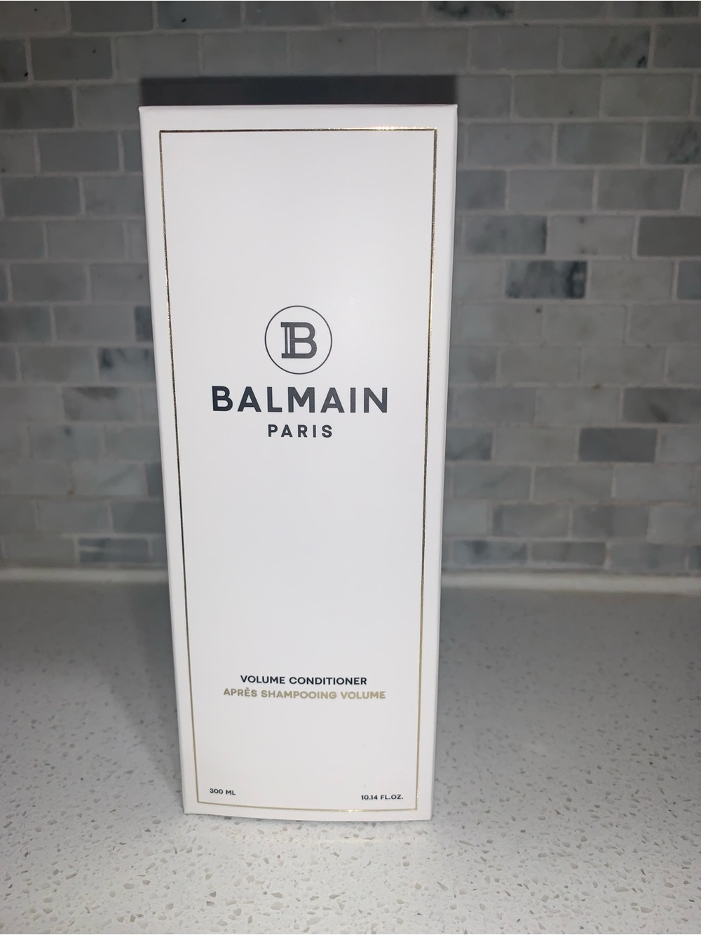 Balmain White and Gold Volume Conditioner